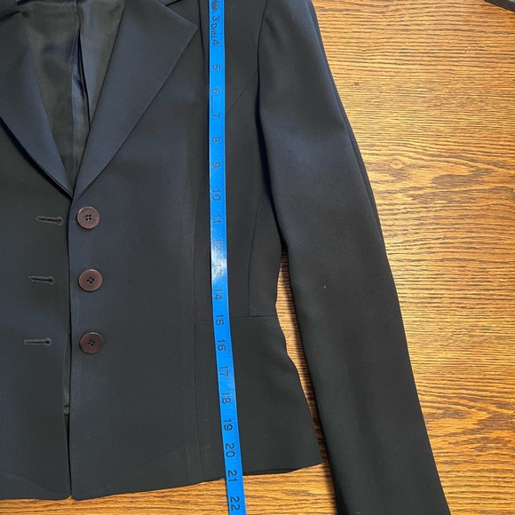 Vintage black suit jacket - Picture 4 of 7